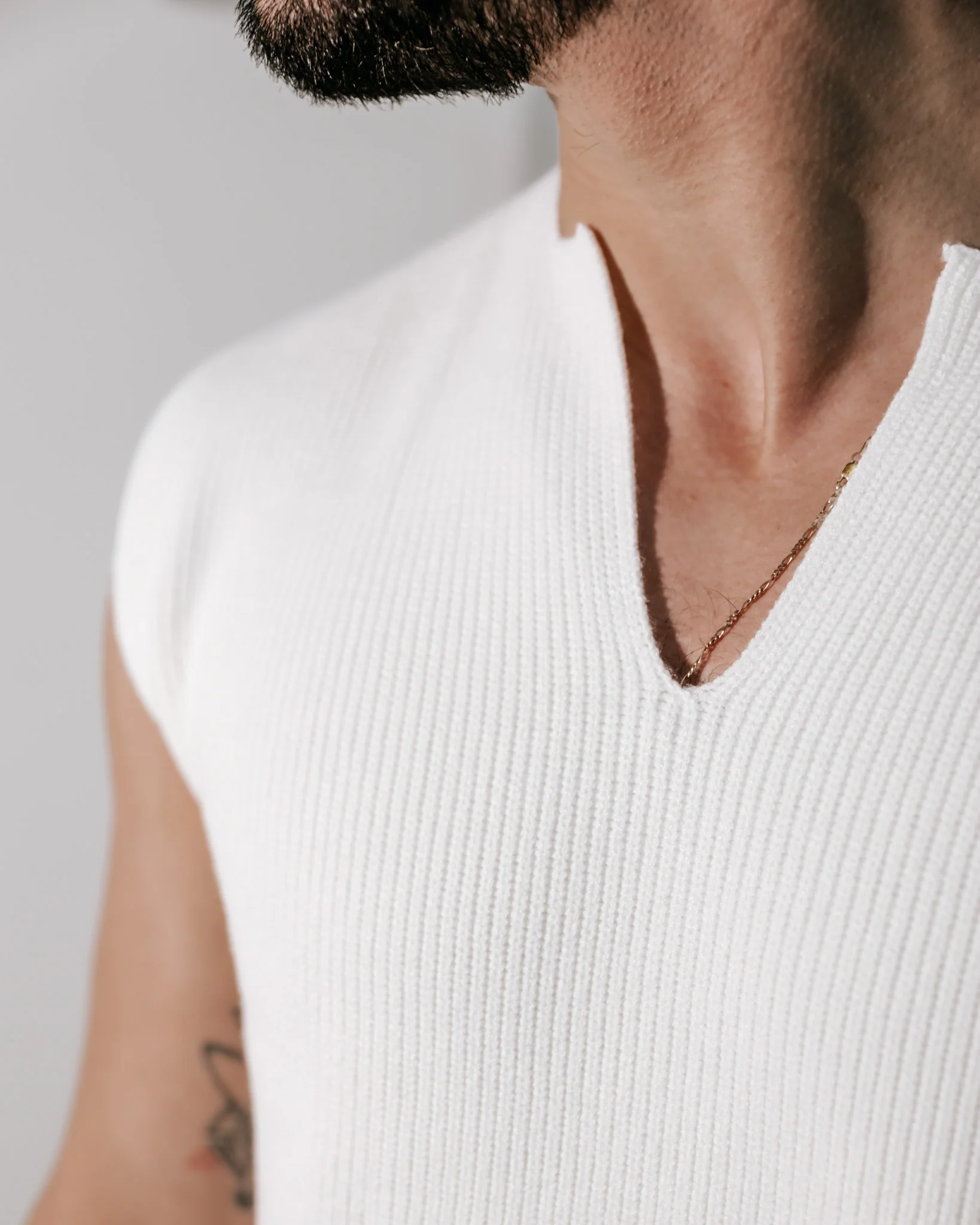 Men’s Sleeveless V-neck Knitted Vest - White - Image 4