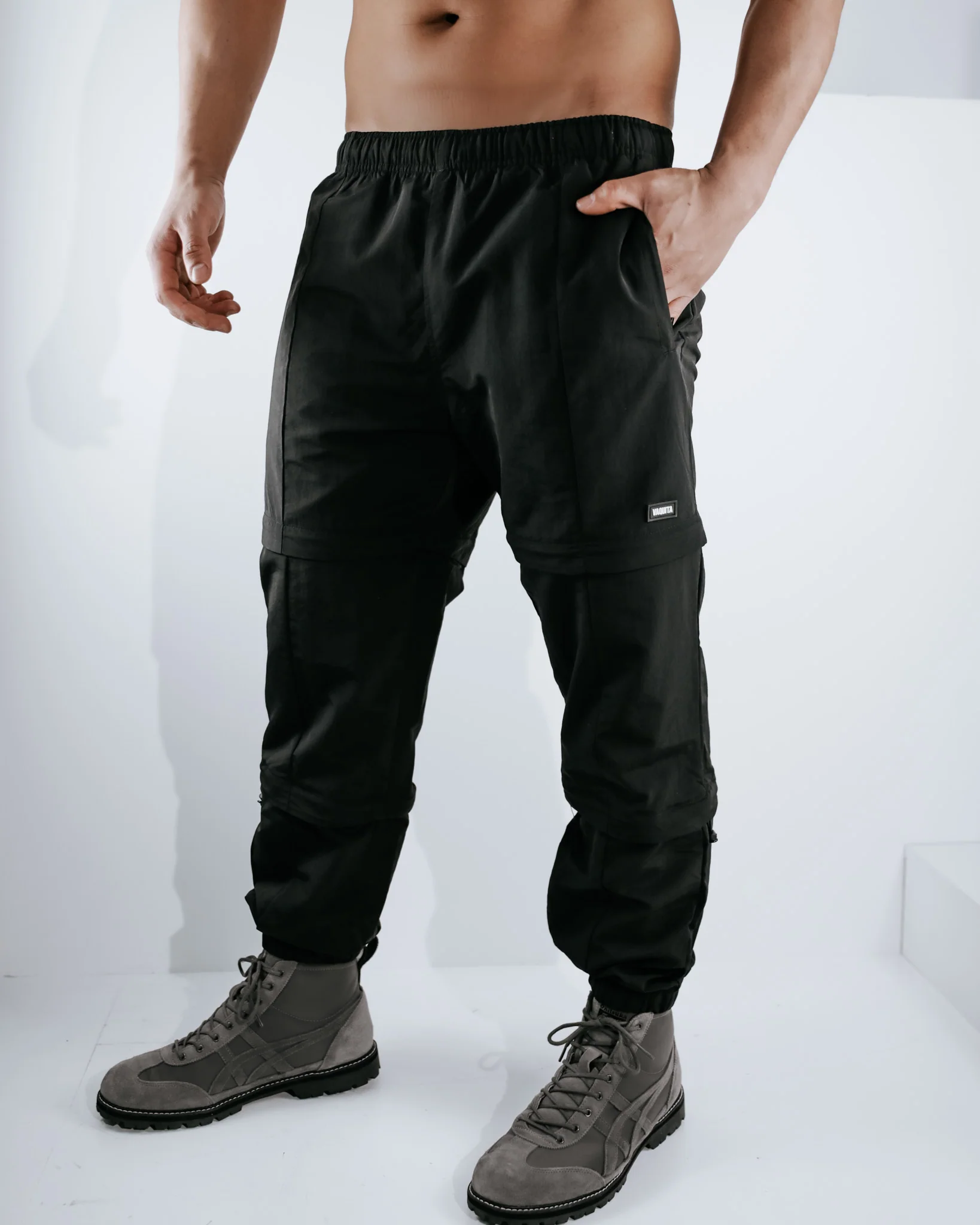 Tiered Parachute Cargo Pants - Black - Image 4