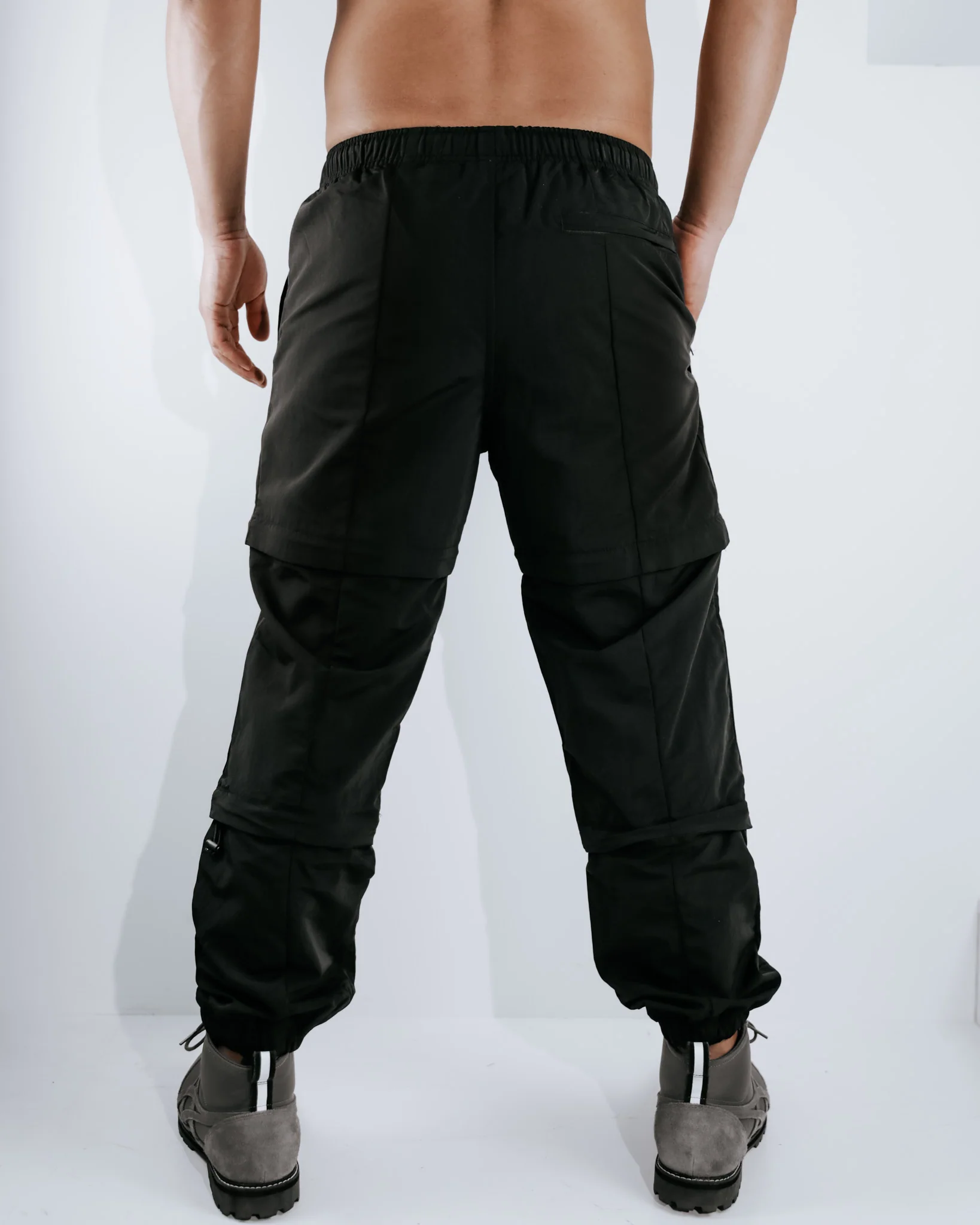 Tiered Parachute Cargo Pants - Black - Image 6